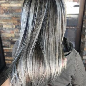 Meet your Posher, Elizabeth